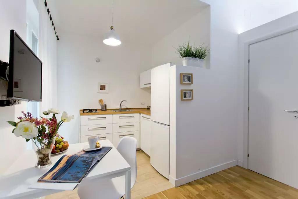 Bb4U Apartments 巴勒莫 外观 照片